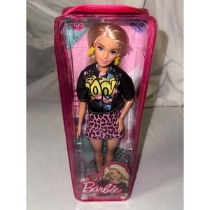 Barbie Fashionista Doll 155 Pink Leopard Skirt Black‎ Top Yellow Earrings NIB